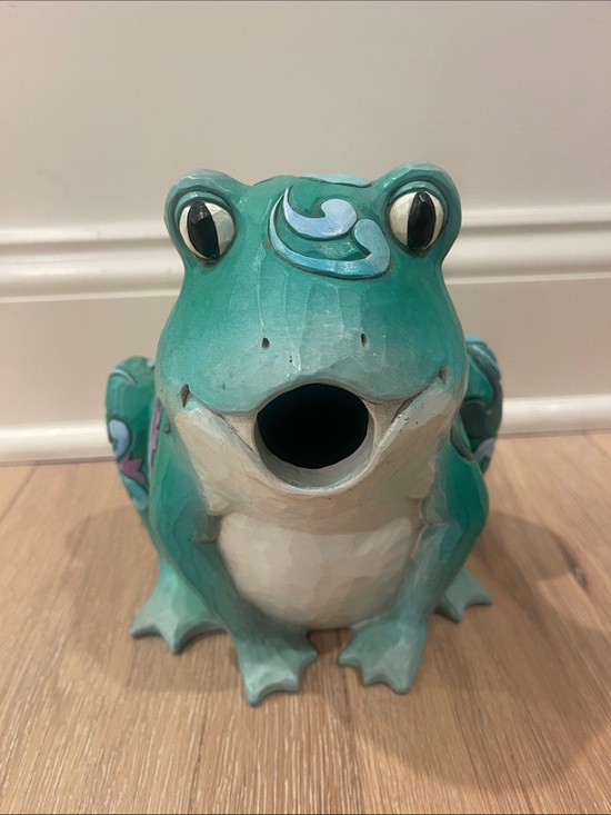 Jim Shore Other - Jim Shore 2015 Outdoor Living Frog Birdhouse with Chain (Retired)